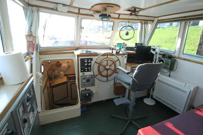 Kapal pesiar keur dijual