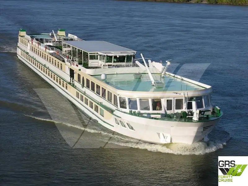 Kapal pesiar keur dijual