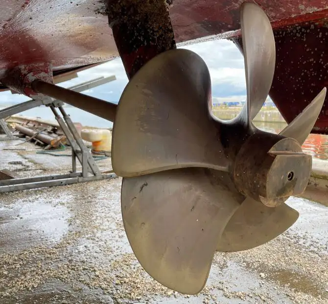 Kapal pilot keur dijual