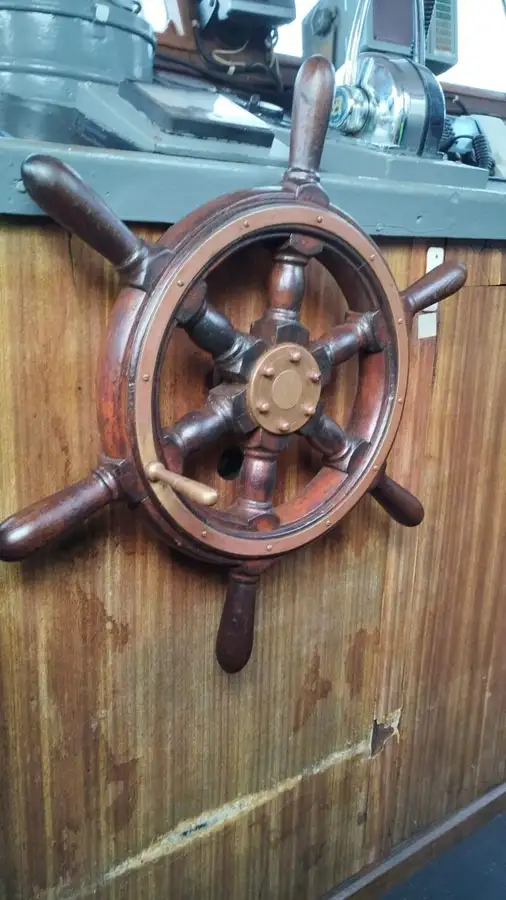 Kapal penarik keur dijual