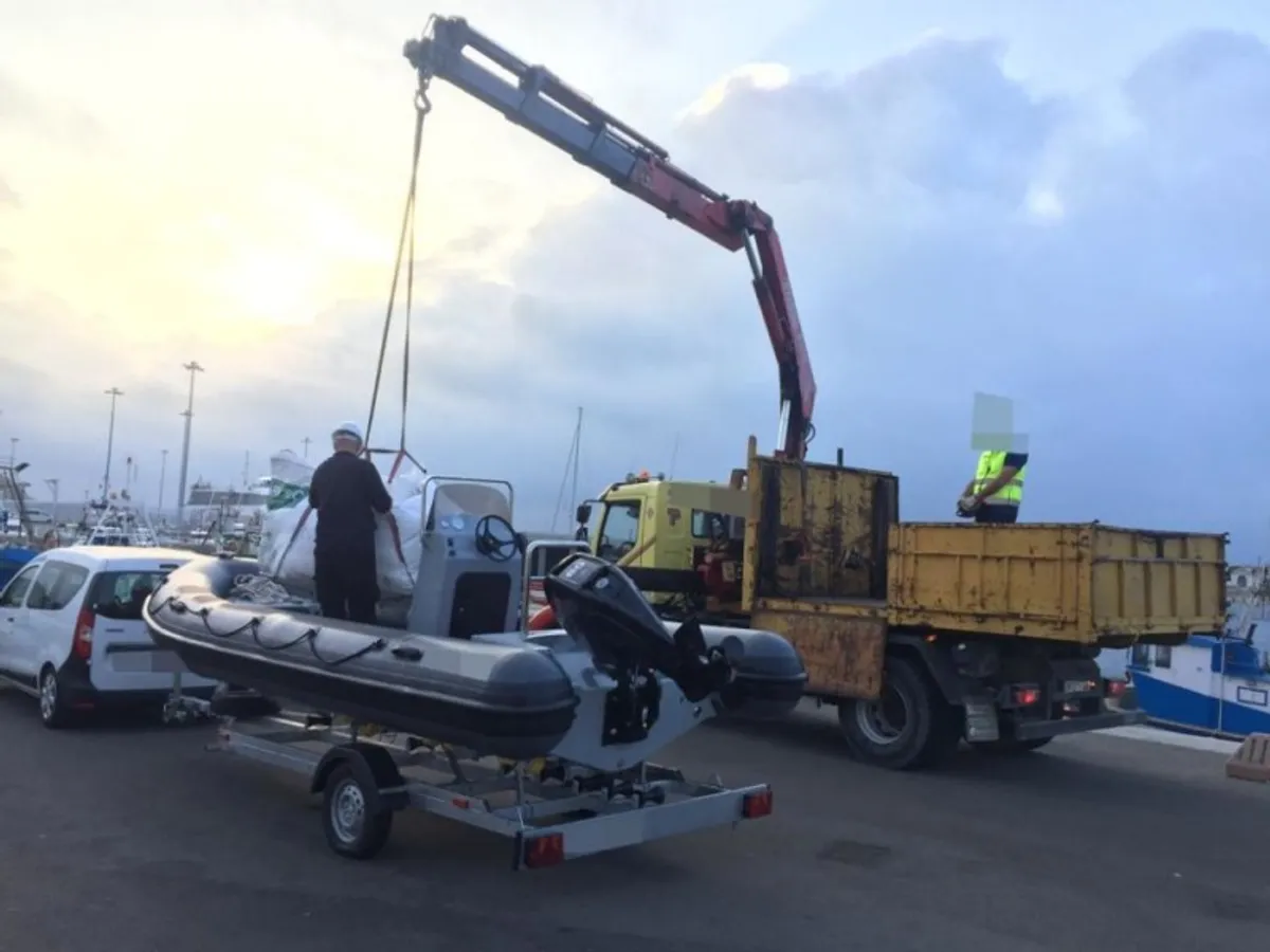 Kapal penarik keur dijual