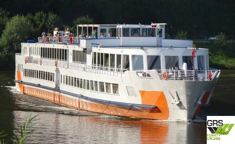 Kapal pesiar keur dijual