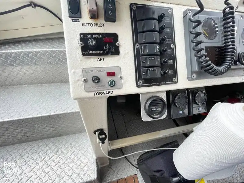 Kapal pesiar keur dijual