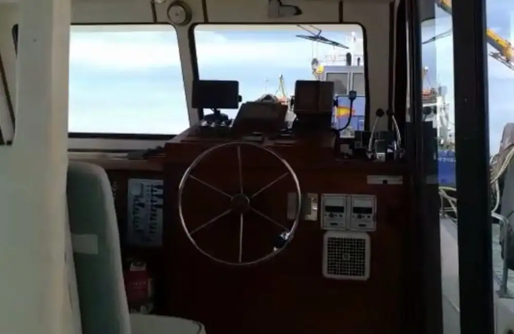 Kapal kru keur dijual