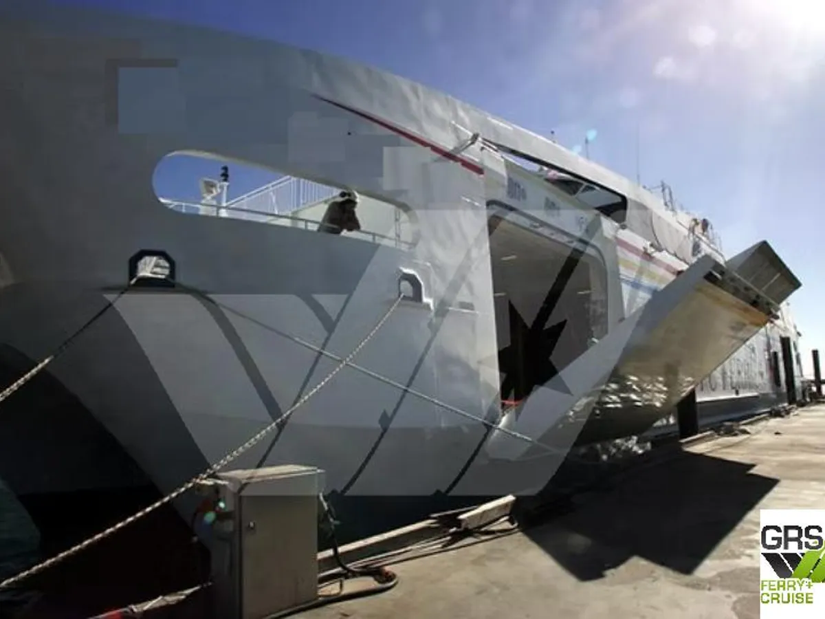 Kapal RoPax keur dijual