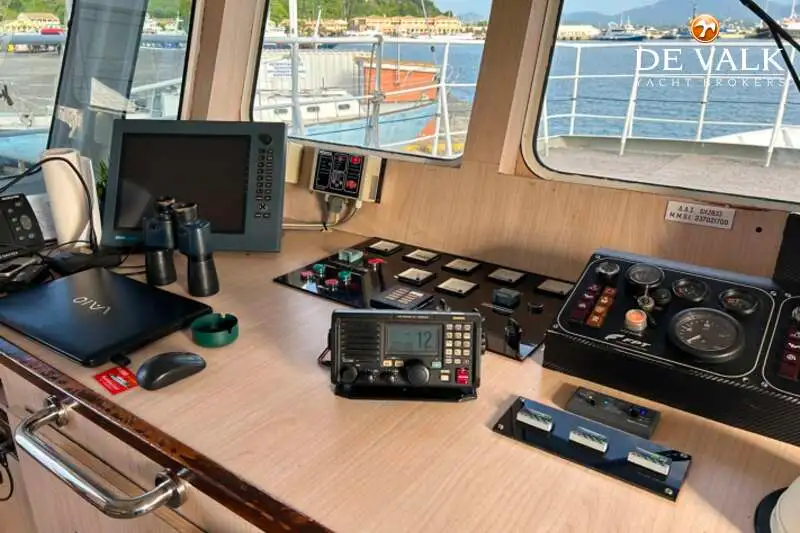 Kapal pesiar keur dijual