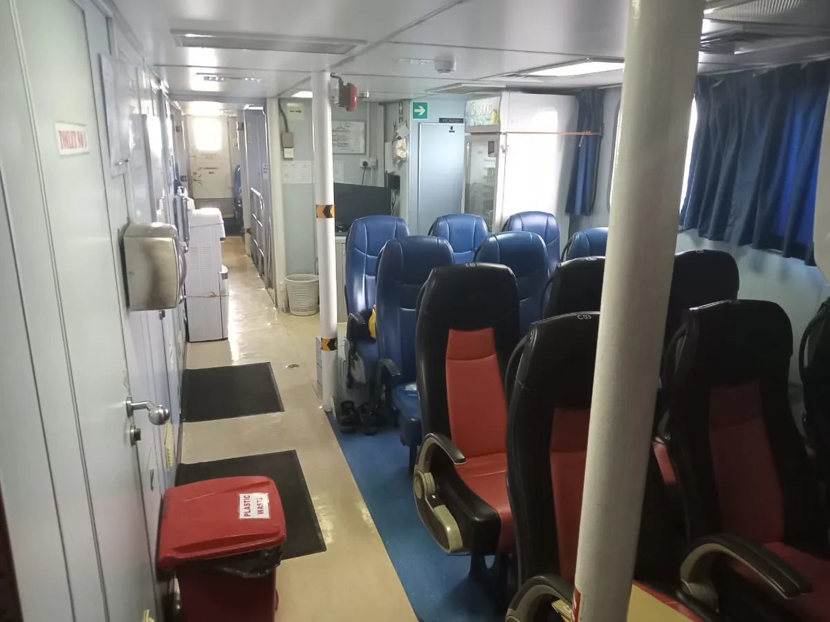 Kapal pasokan keur dijual