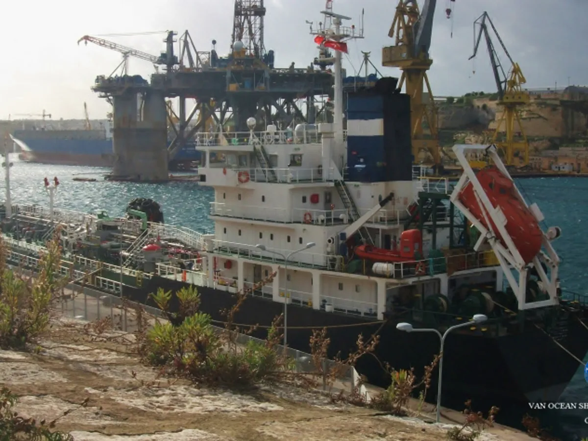 Kapal tangki minyak/bahan kimia keur dijual