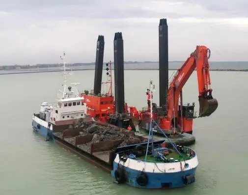 Kapal keruk keur dijual