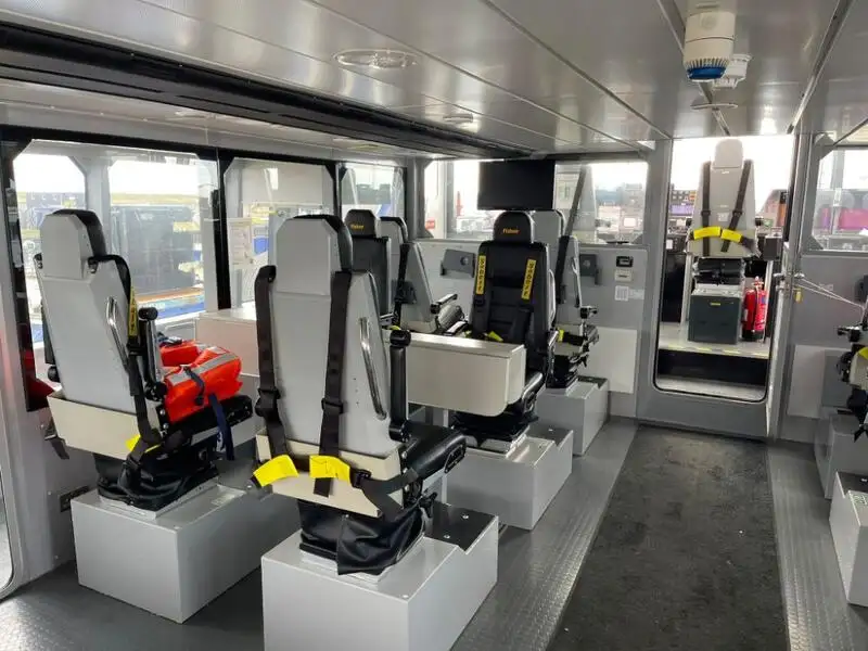 Kapal kontainer keur dijual