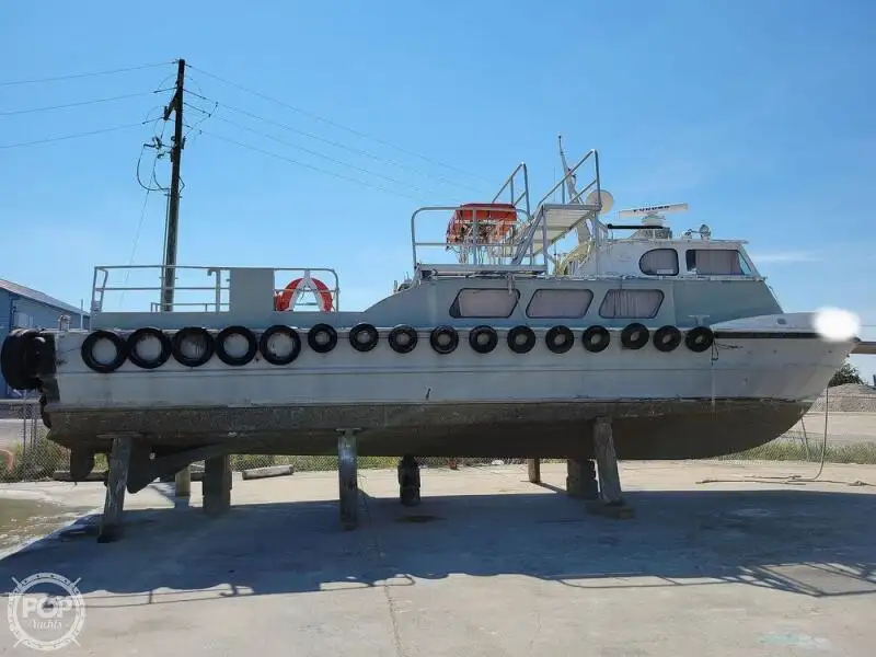 Kapal kru keur dijual