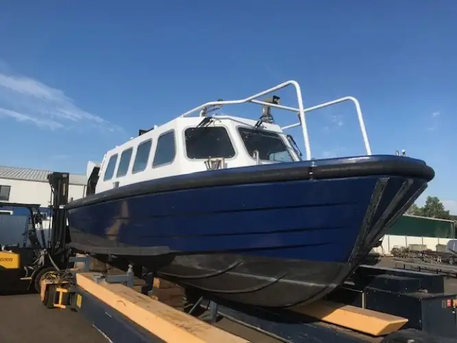 Kapal survei keur dijual