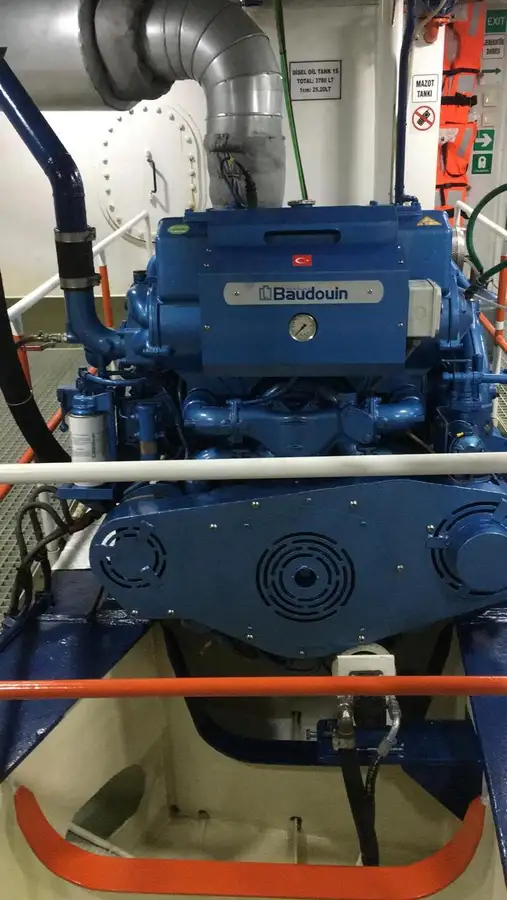 Kapal panumpang keur dijual