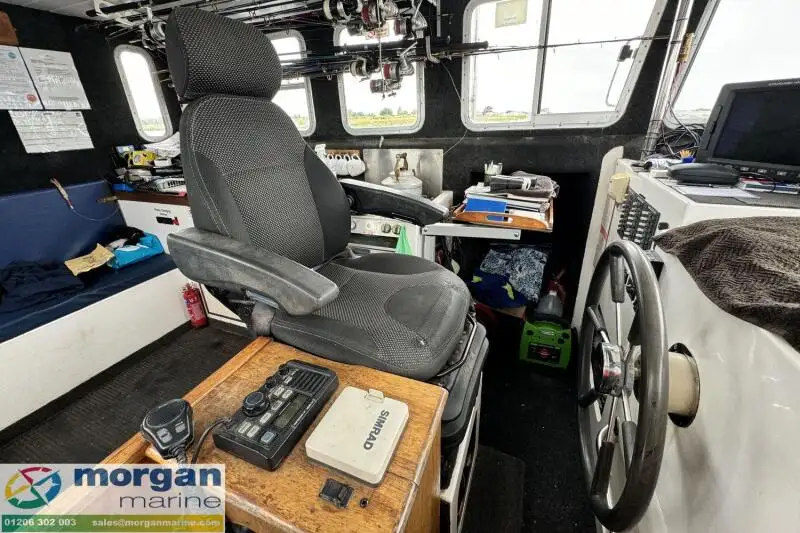 Kapal kerja keur dijual