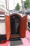 Hotél ngambang keur dijual