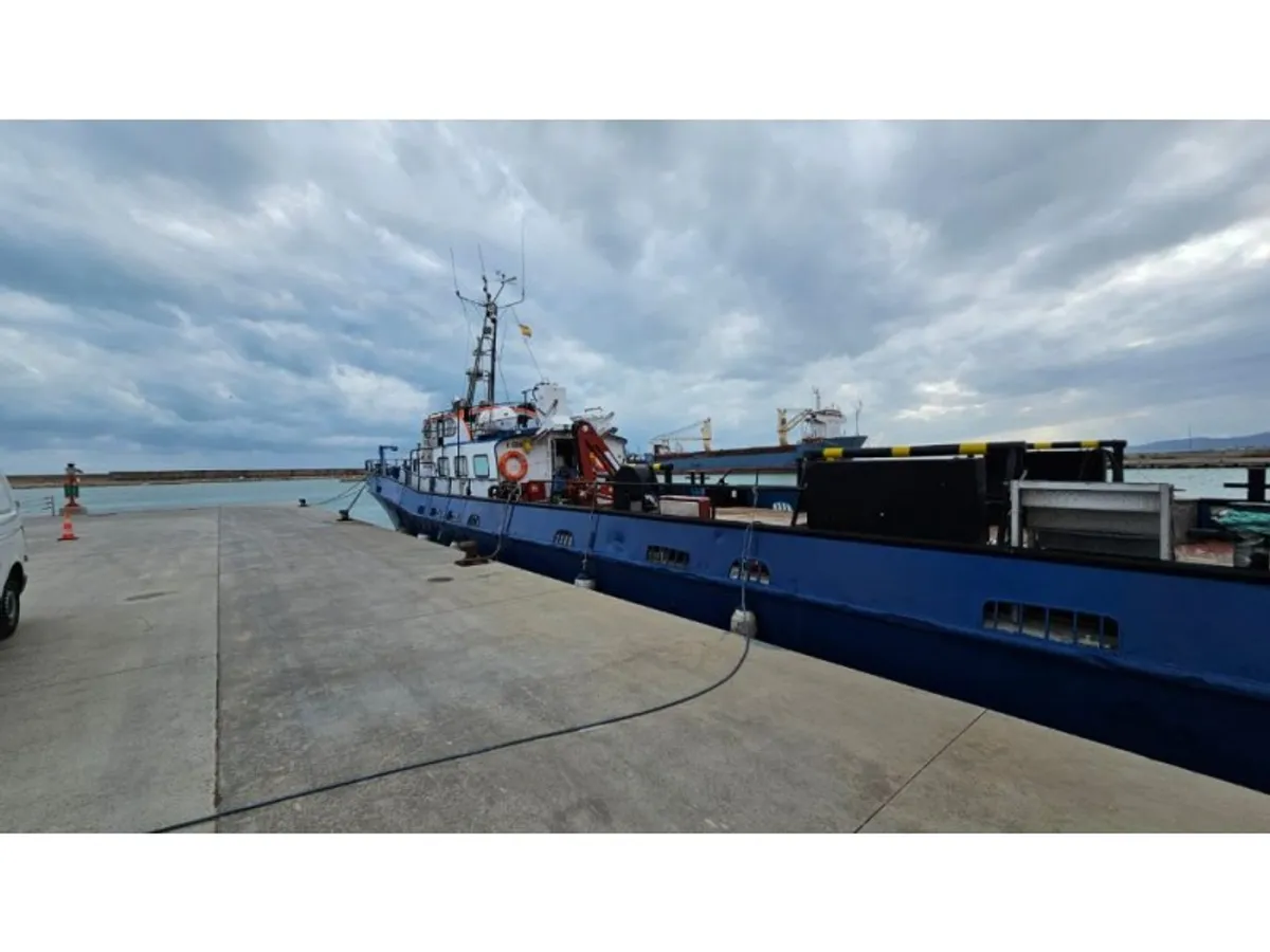 Kapal kru keur dijual