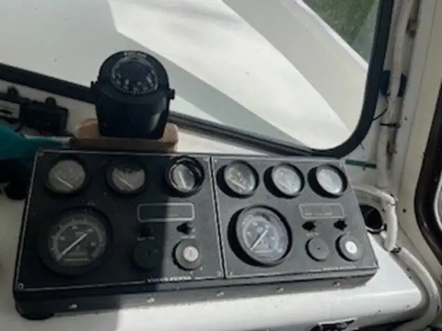 Kapal kerja keur dijual