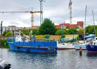 Kapal kerja keur dijual