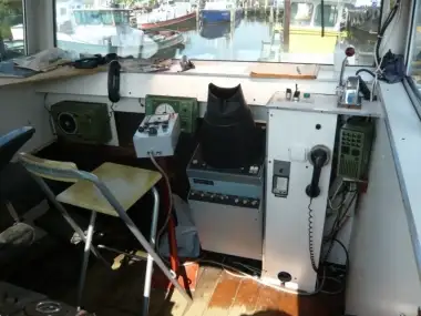 Kapal penarik keur dijual