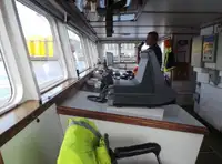 Kapal kerja keur dijual