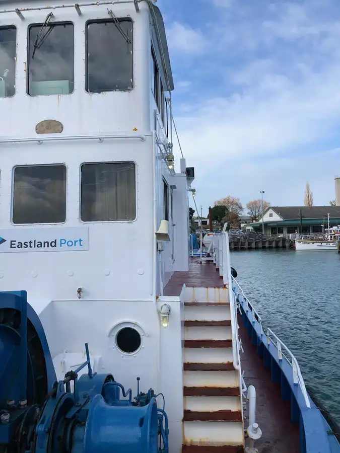 Kapal penarik keur dijual