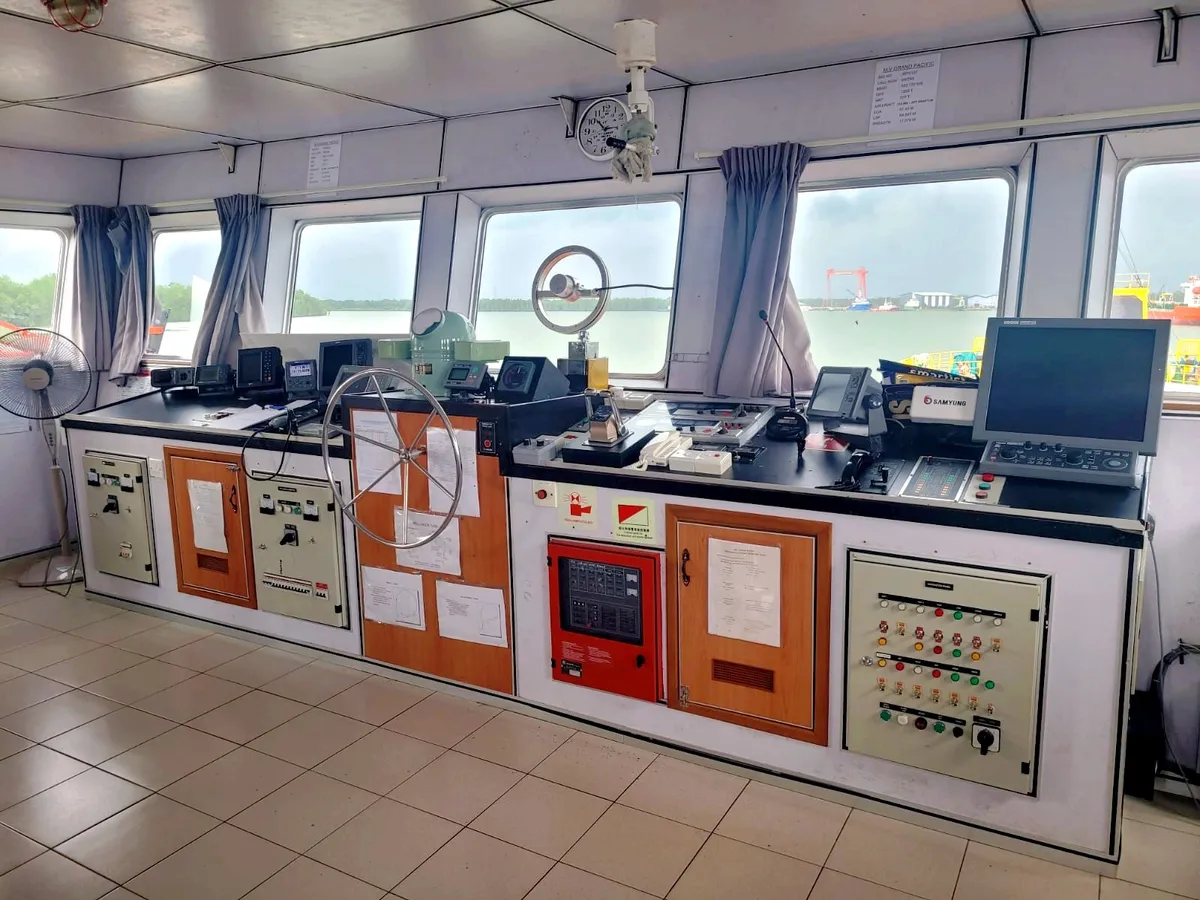 Kapal pendaratan, tangki keur dijual