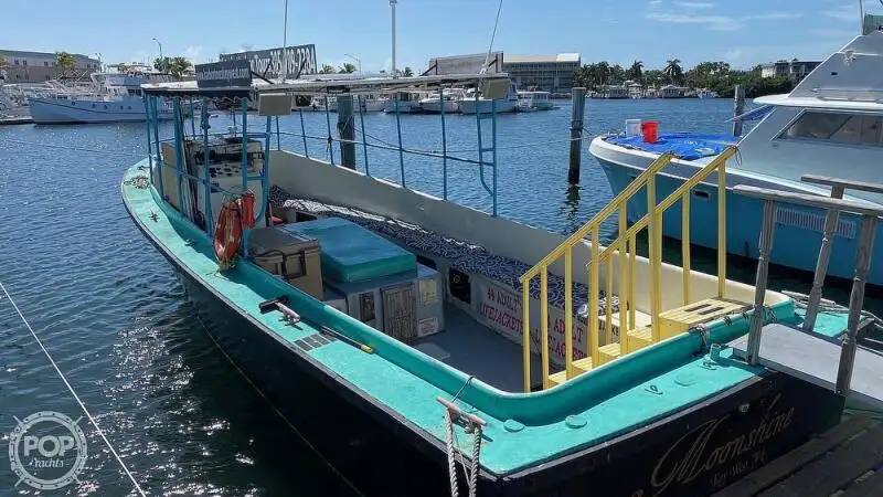 Kapal pesiar keur dijual