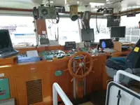 Kapal survei keur dijual