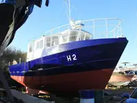 Kapal survey pikeun dijual
