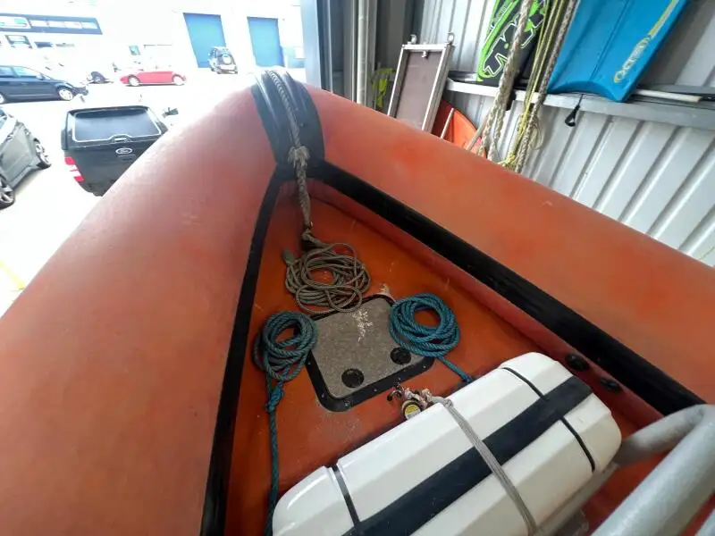 Kapal kerja keur dijual