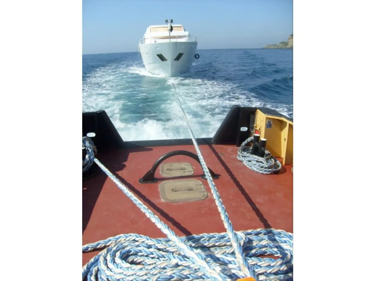 Kapal tunda keur dijual