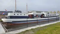 Kapal pangangkut barang curah keur dijual