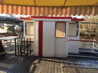 Kapal kontainer keur dijual