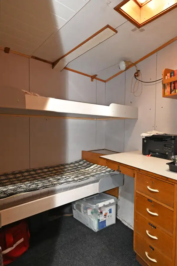 Kapal penarik keur dijual