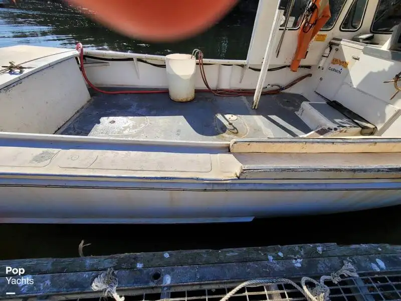 Kapal pangolahan lautan keur dijual
