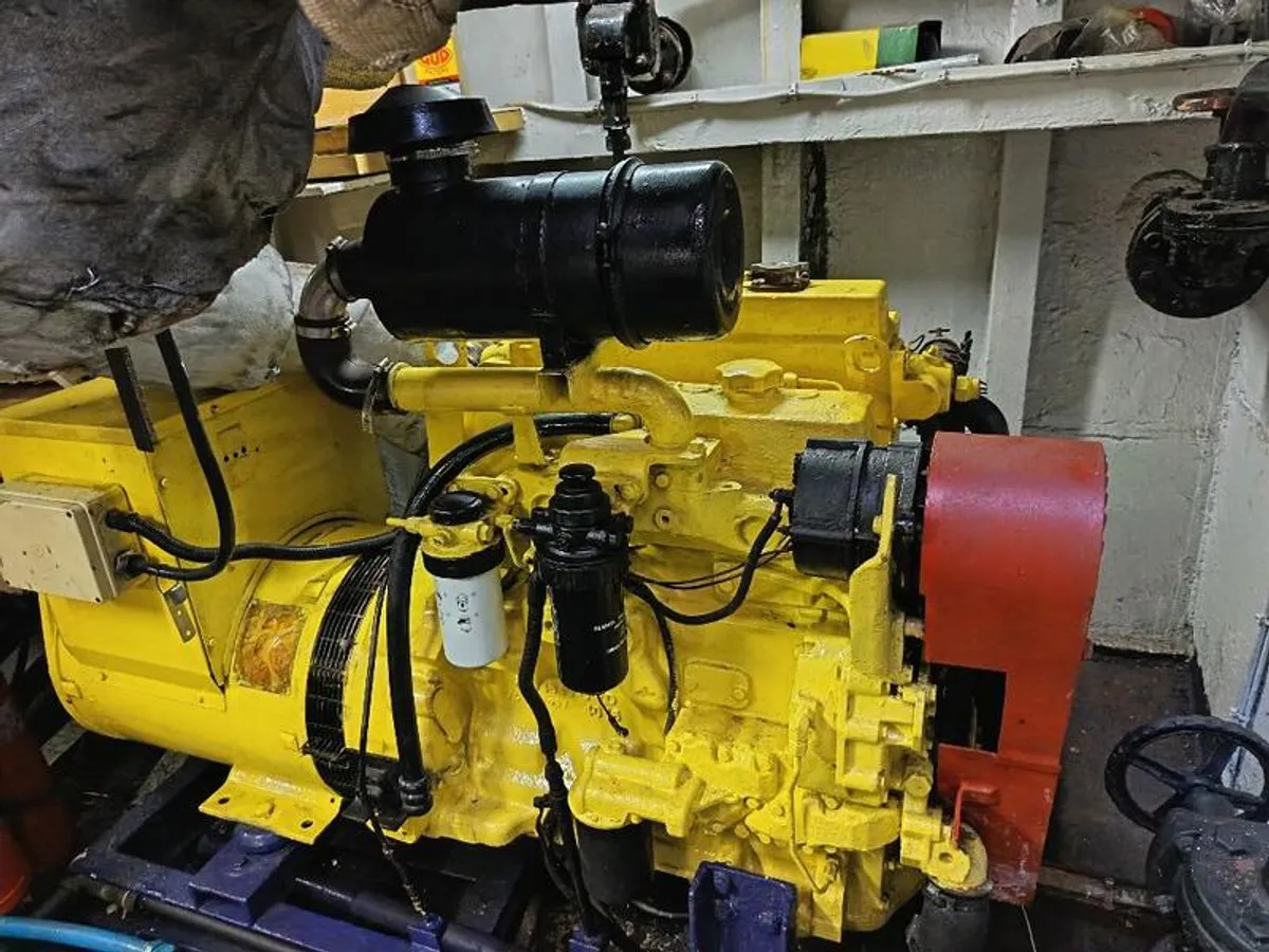 Kapal pasokan keur dijual