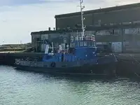 Kapal penarik keur dijual