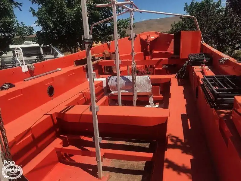 Kapal penyelamat keur dijual