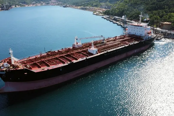 Oil/Chemical tanker for sale