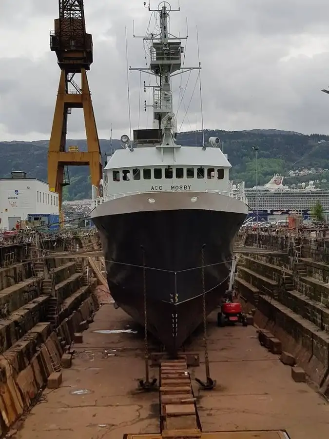 Kapal kontainer keur dijual