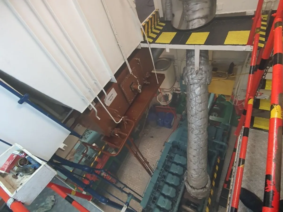 Kapal pasokan keur dijual