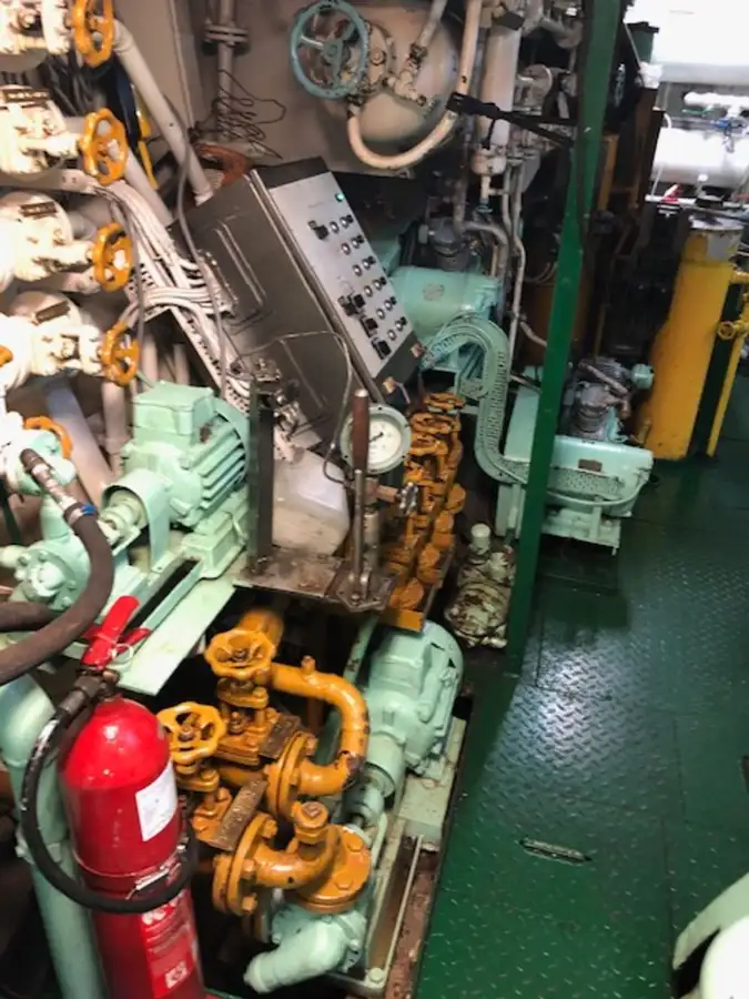 Kapal penarik keur dijual