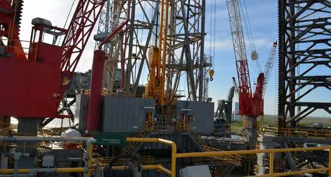 Kapal pangangkut LNG keur dijual