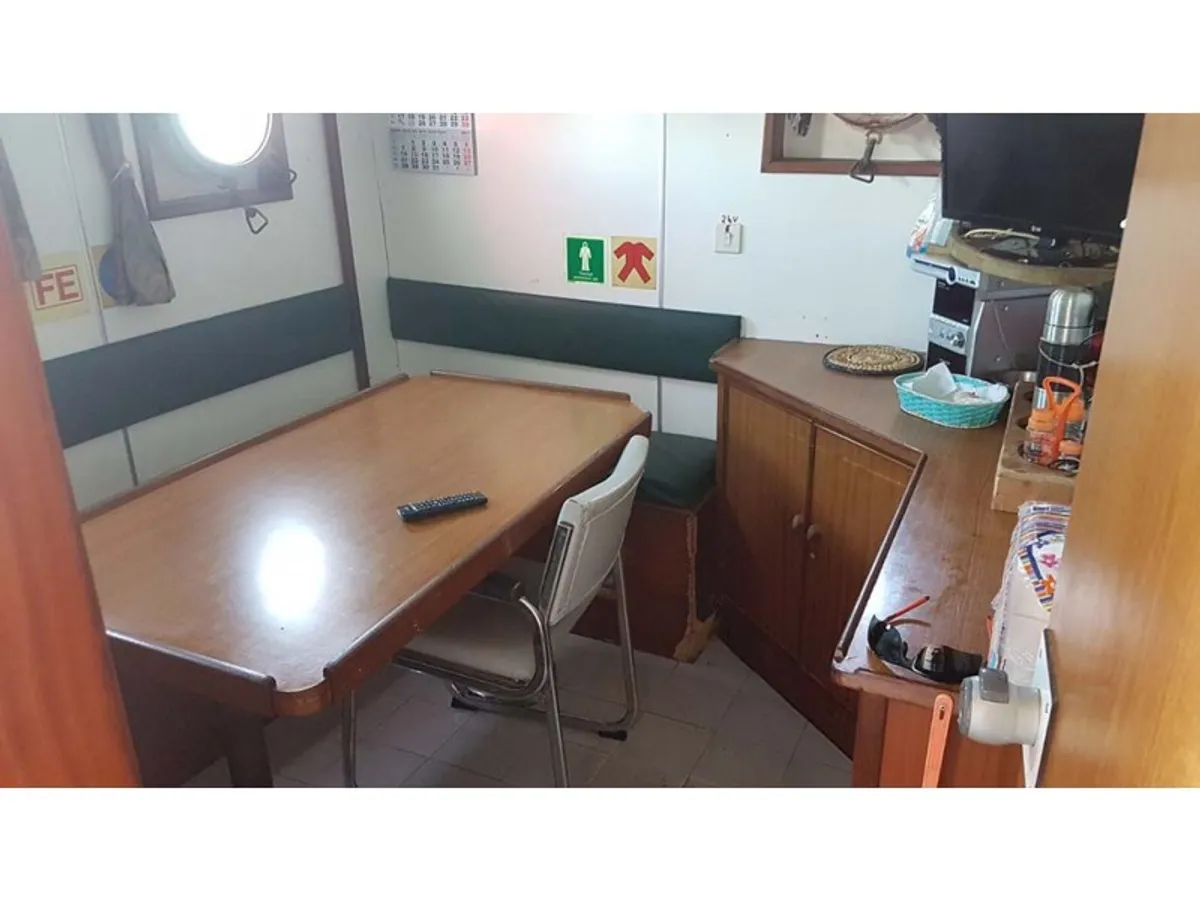 Kapal tunda keur dijual