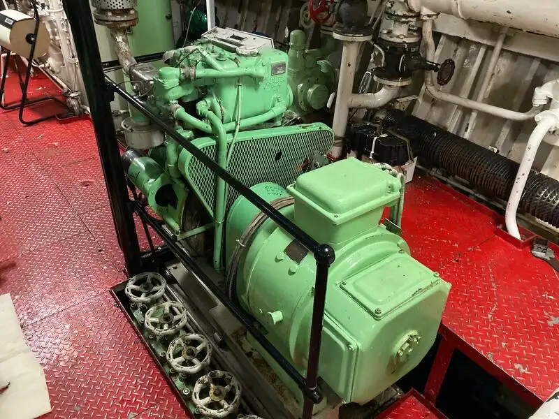 Kapal penarik keur dijual