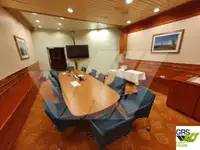Kapal pesiar keur dijual