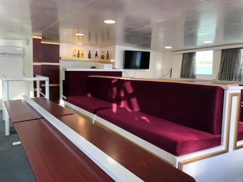 kapal RoPax pikeun dijual