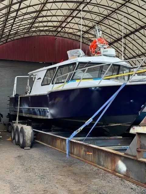 Fishing Trawler pikeun dijual