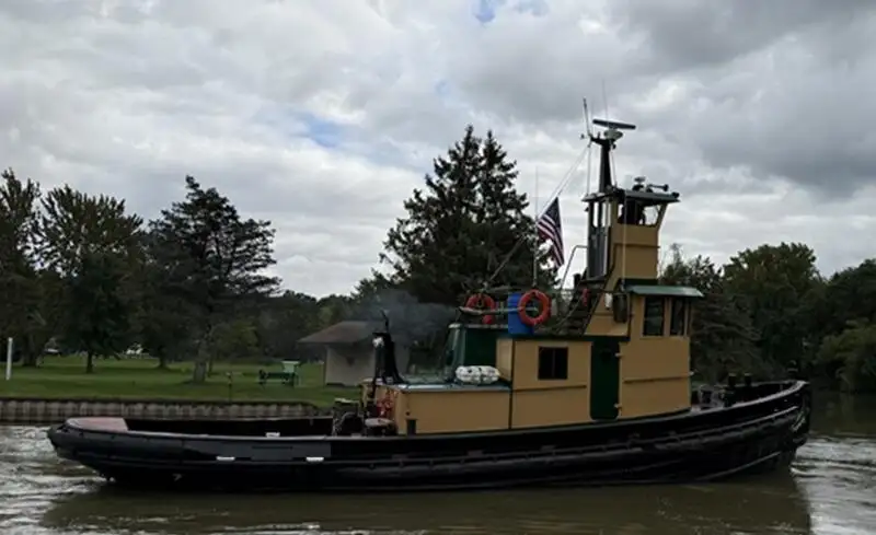 Tow boat pikeun dijual