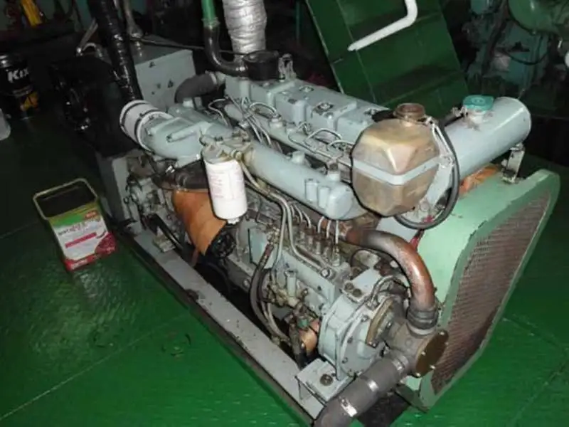kapal RORO pikeun dijual